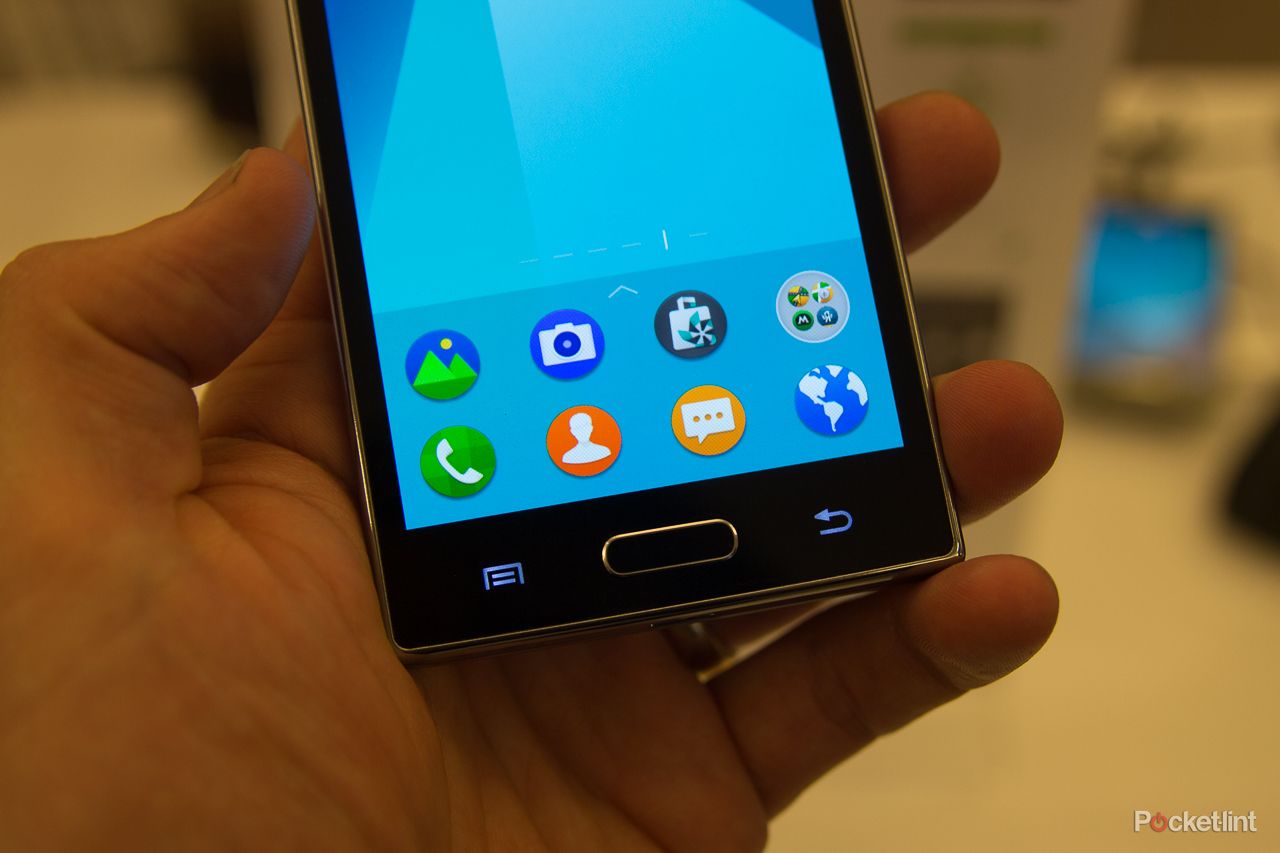 hands on samsung z review image 13