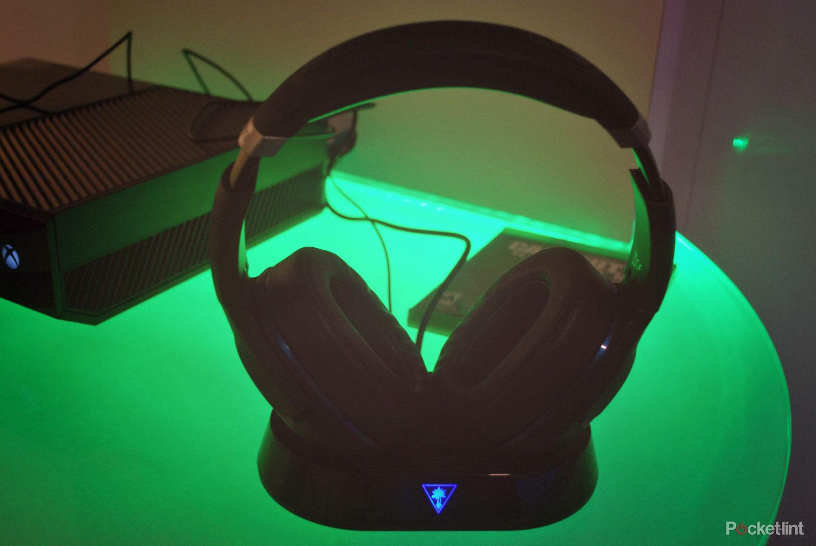 turtle beach ear force stealth 500x xbox one headset elite 800 ps4 headset and more pictures and hands on image 1