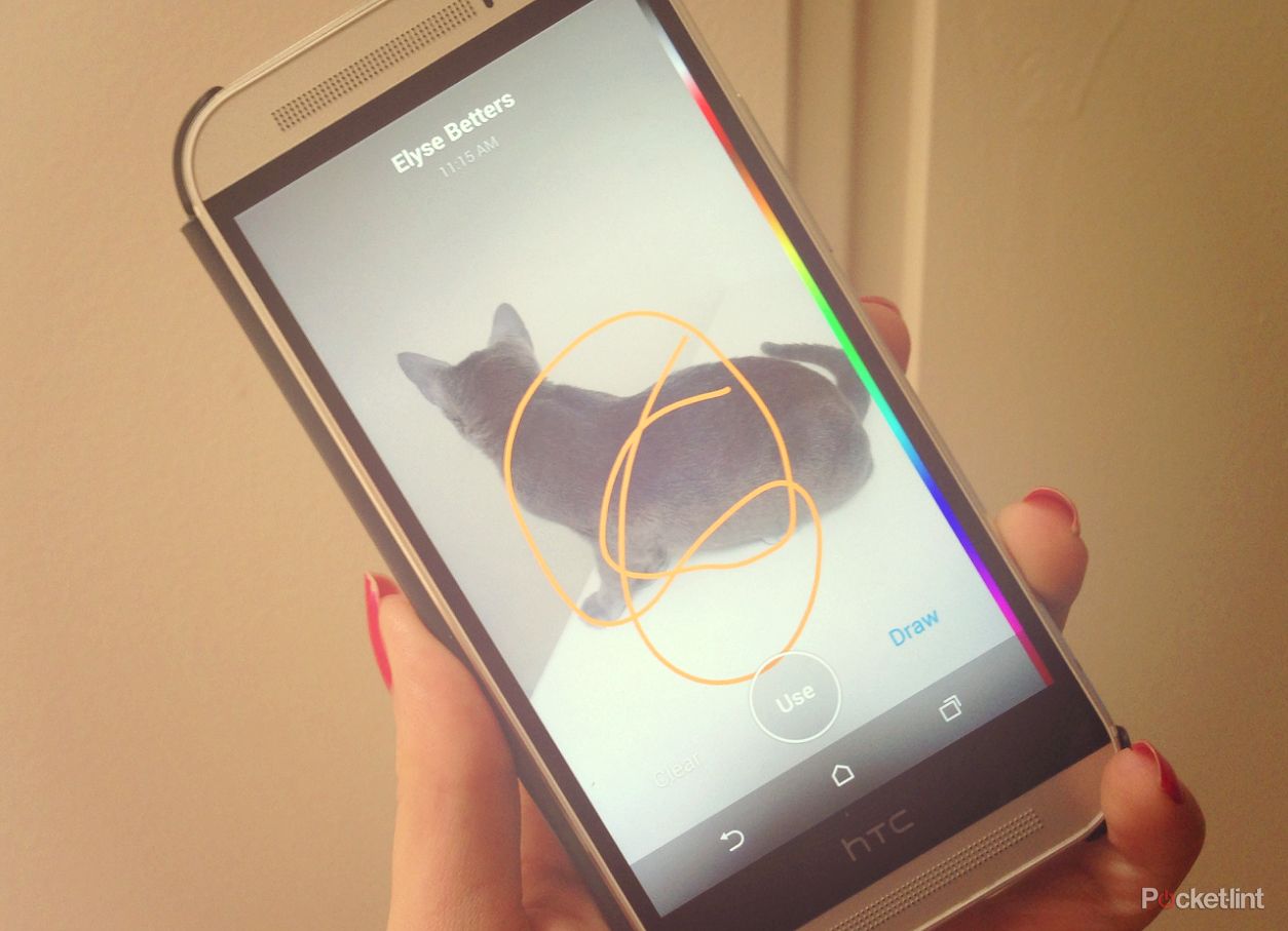 facebook s snapchat like slingshot app launches again in us and requires you to play along image 1