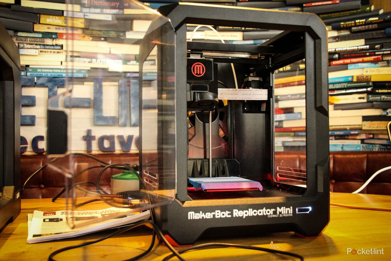 3d printing takes over the tech tavern having fun with makerbot replicator and replicator mini image 16