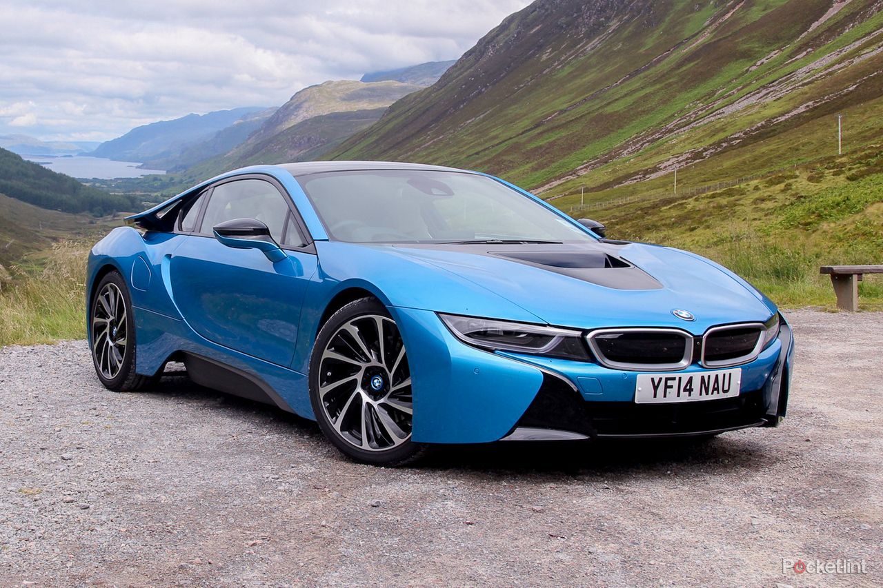 bmw i8 driving the supercar of the future image 1
