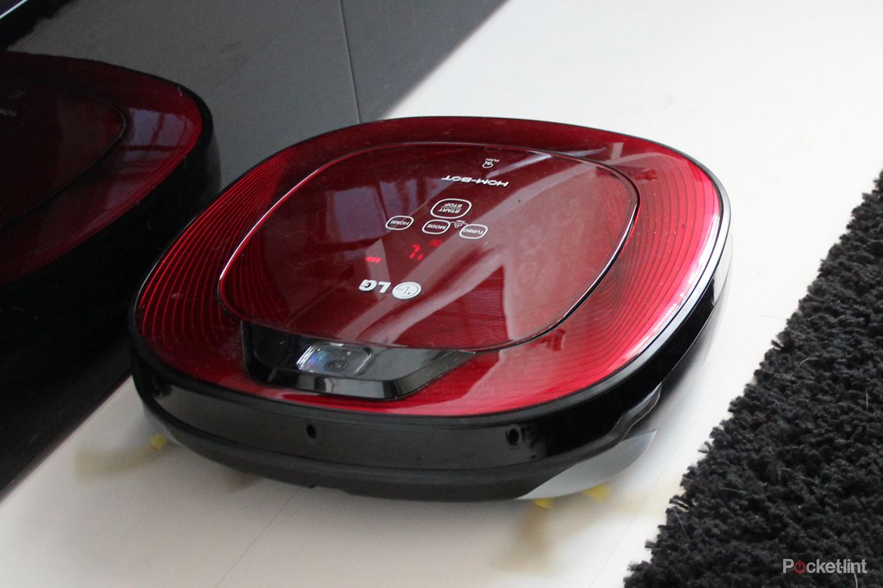 lg hom bot square robotic vacuum cleaner review image 9