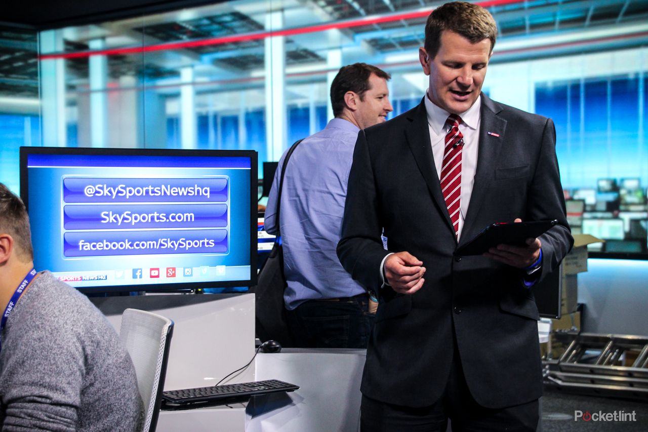 behind the scenes at sky sports news hq bringing social digital and broadcast closer together image 11