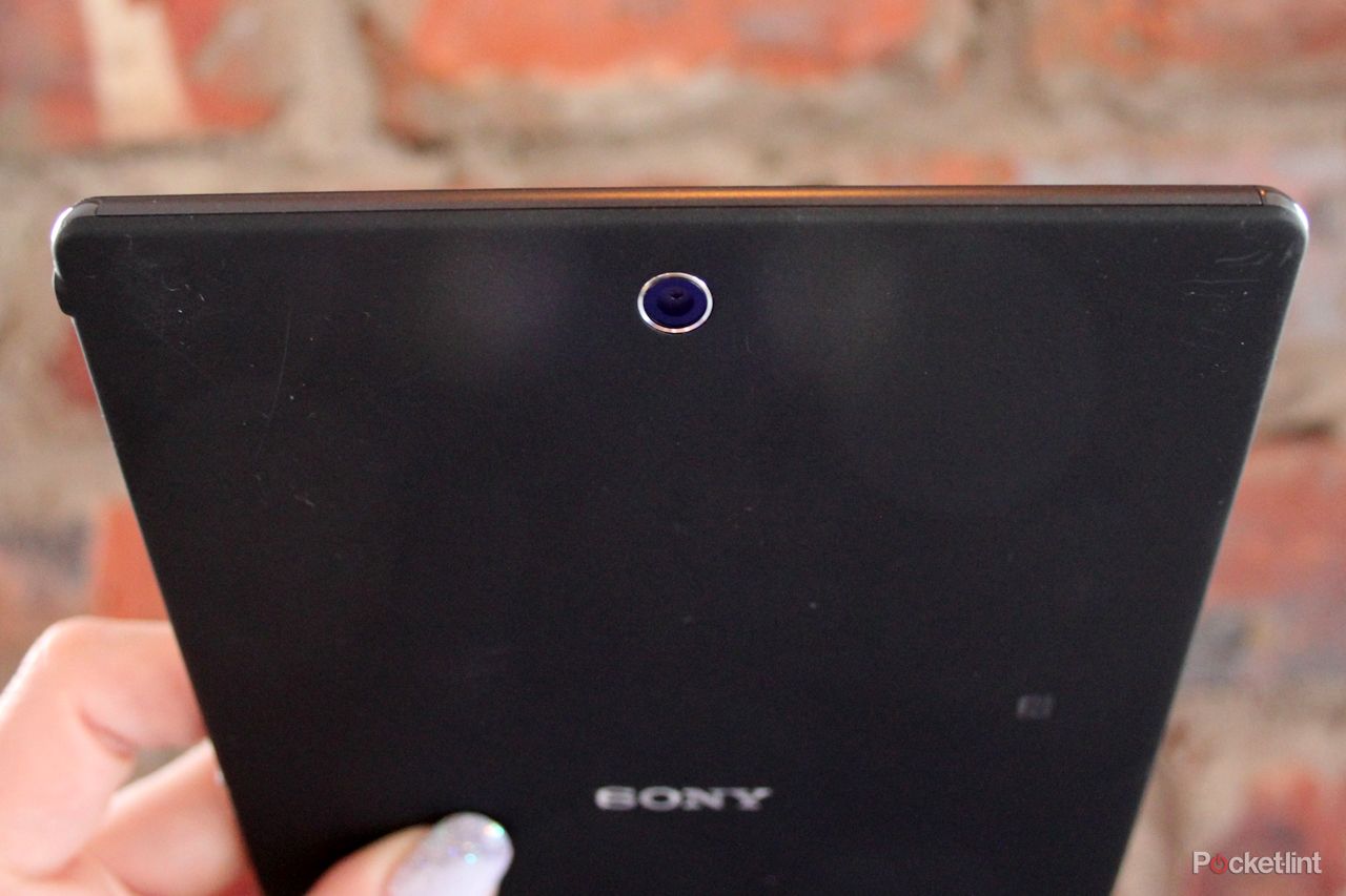 hands on sony xperia z3 tablet compact review image 17