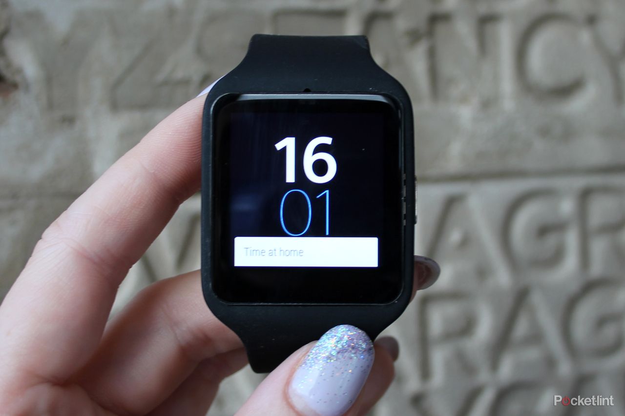 hands on sony smartwatch 3 review image 12