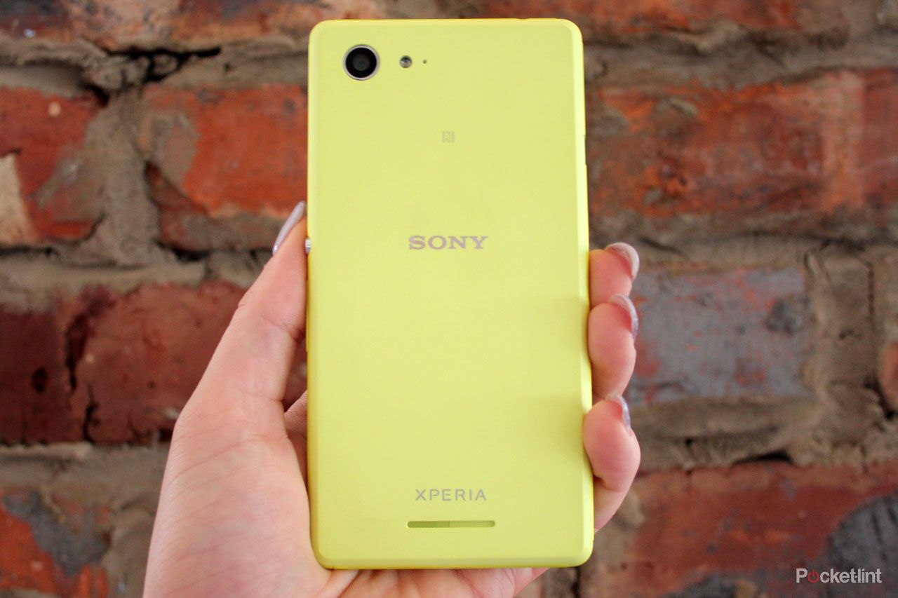 hands on sony xperia e3 review image 5