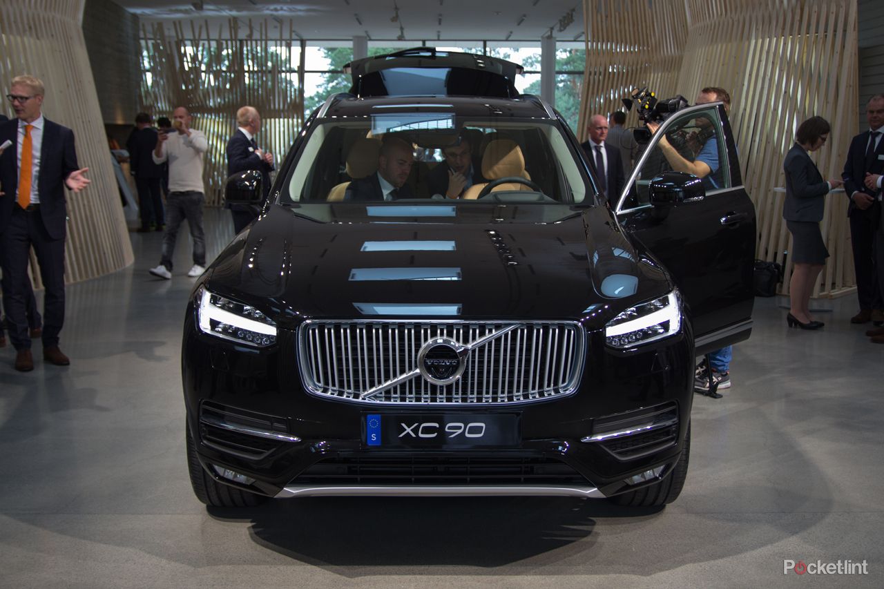 volvo xc90 hands on the safest volvo ever is packed full of tech treats image 1