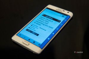 samsung galaxy note edge takes qhd screen down the side of the smartphone image 1