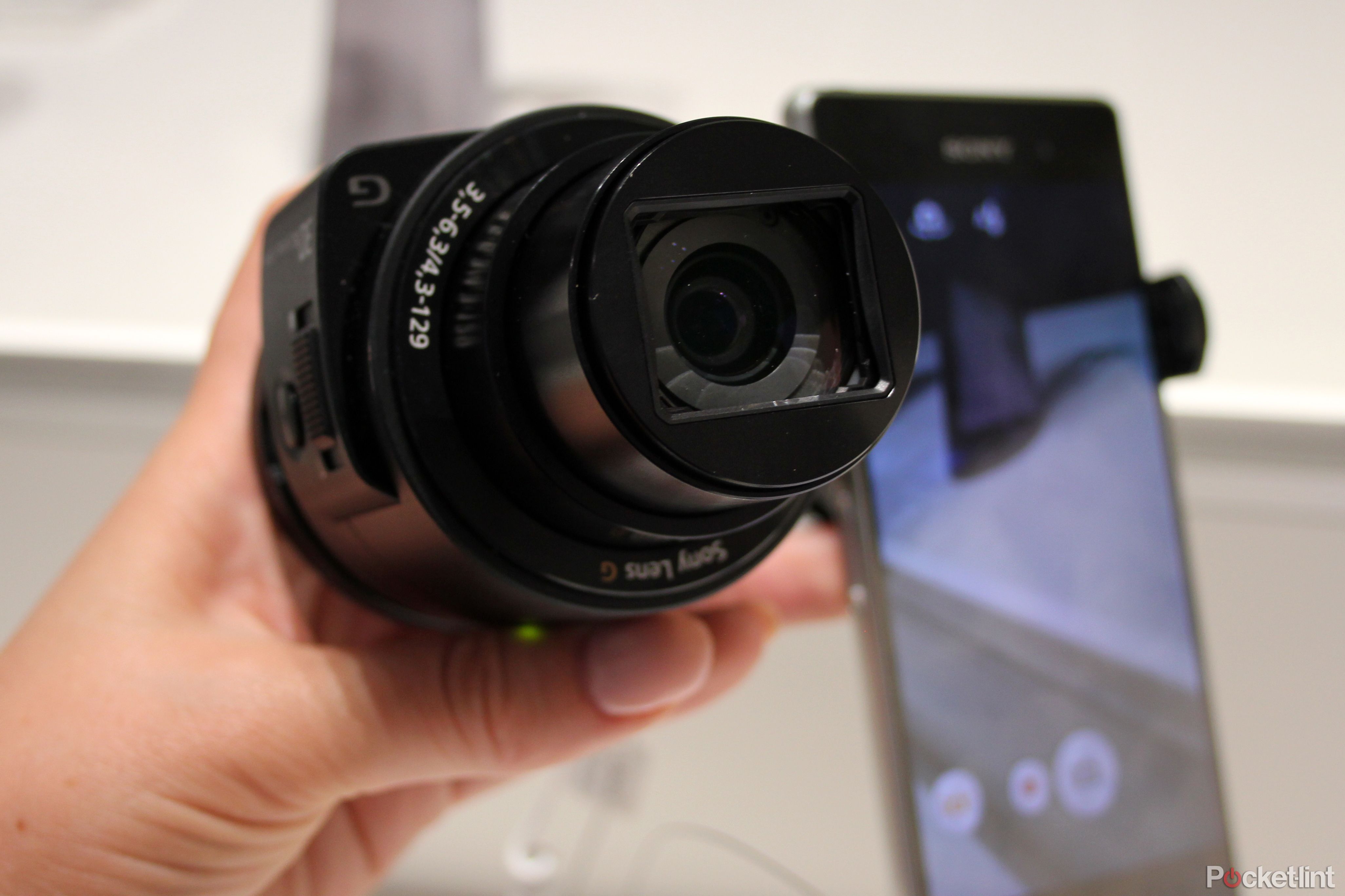sony qx1 and qx30 bringing real and interchangeable lenses to your smartphone hands on image 21