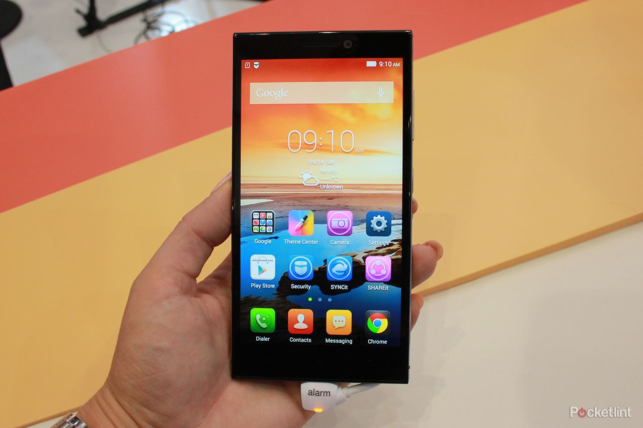lenovo vibe z2 a premium looking powerful phablet hands on  image 1