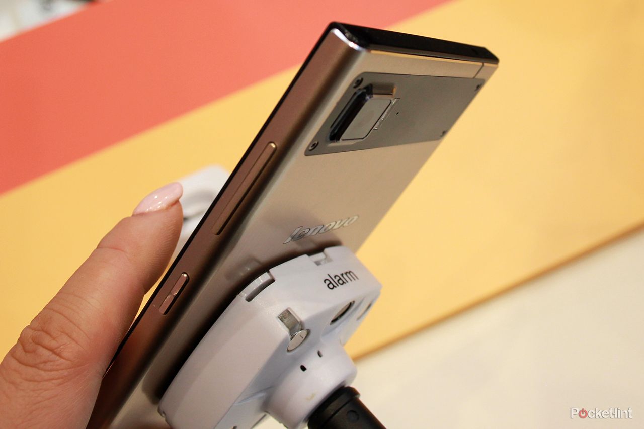lenovo vibe z2 a premium looking powerful phablet hands on image 11