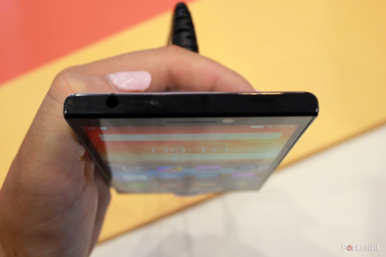 lenovo vibe z2 a premium looking powerful phablet hands on image 6