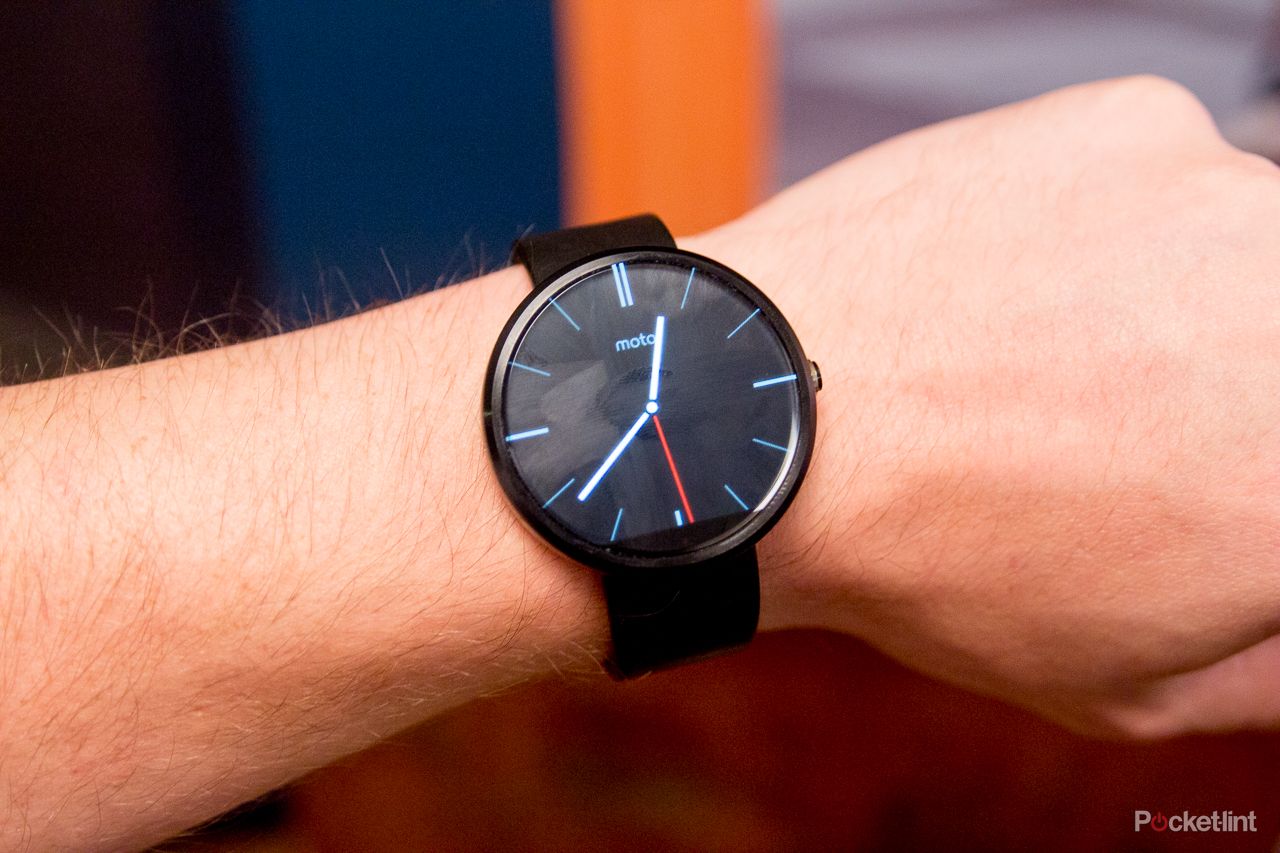 moto 360 smartwatch coming to uk early october 199 image 1