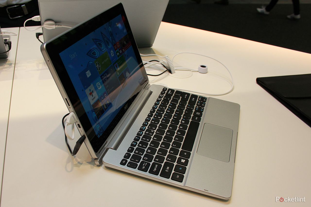 acer aspire switch 11 hands on hybrid offers multiple positions and uses image 4