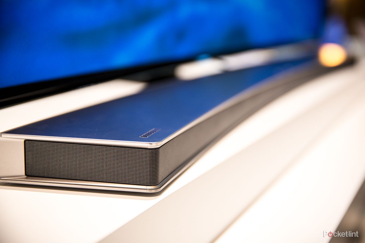 samsung curved soundbar hw h7500 matches curved tvs but does it match the wall hands on image 6