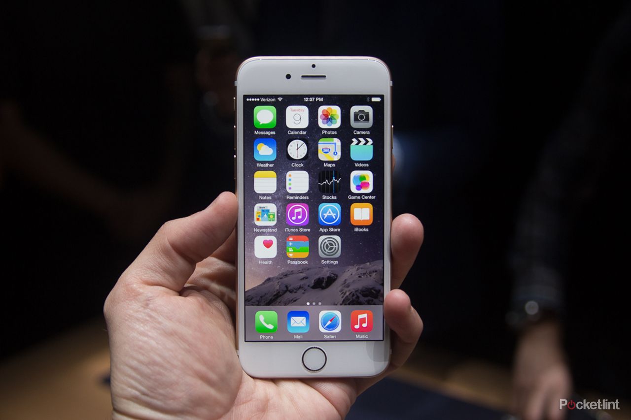 why apple went for glass instead of sapphire on the iphone 6 image 1