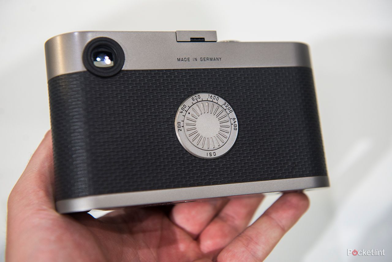 hands on leica m edition 60 is the digital rangefinder camera with no lcd screen no really image 5