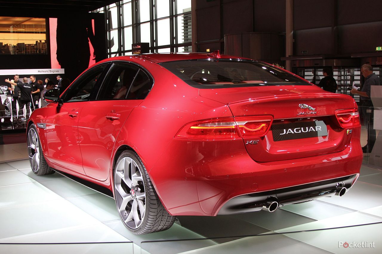 jaguar xe exciting enough to challenge bmw hands on image 9