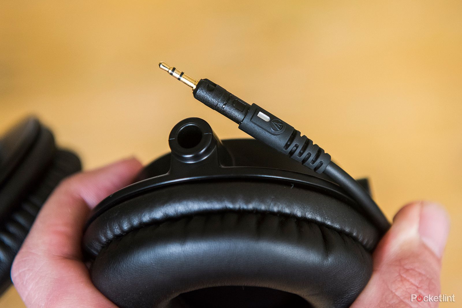 audio technica ath m50x headphones review image 8