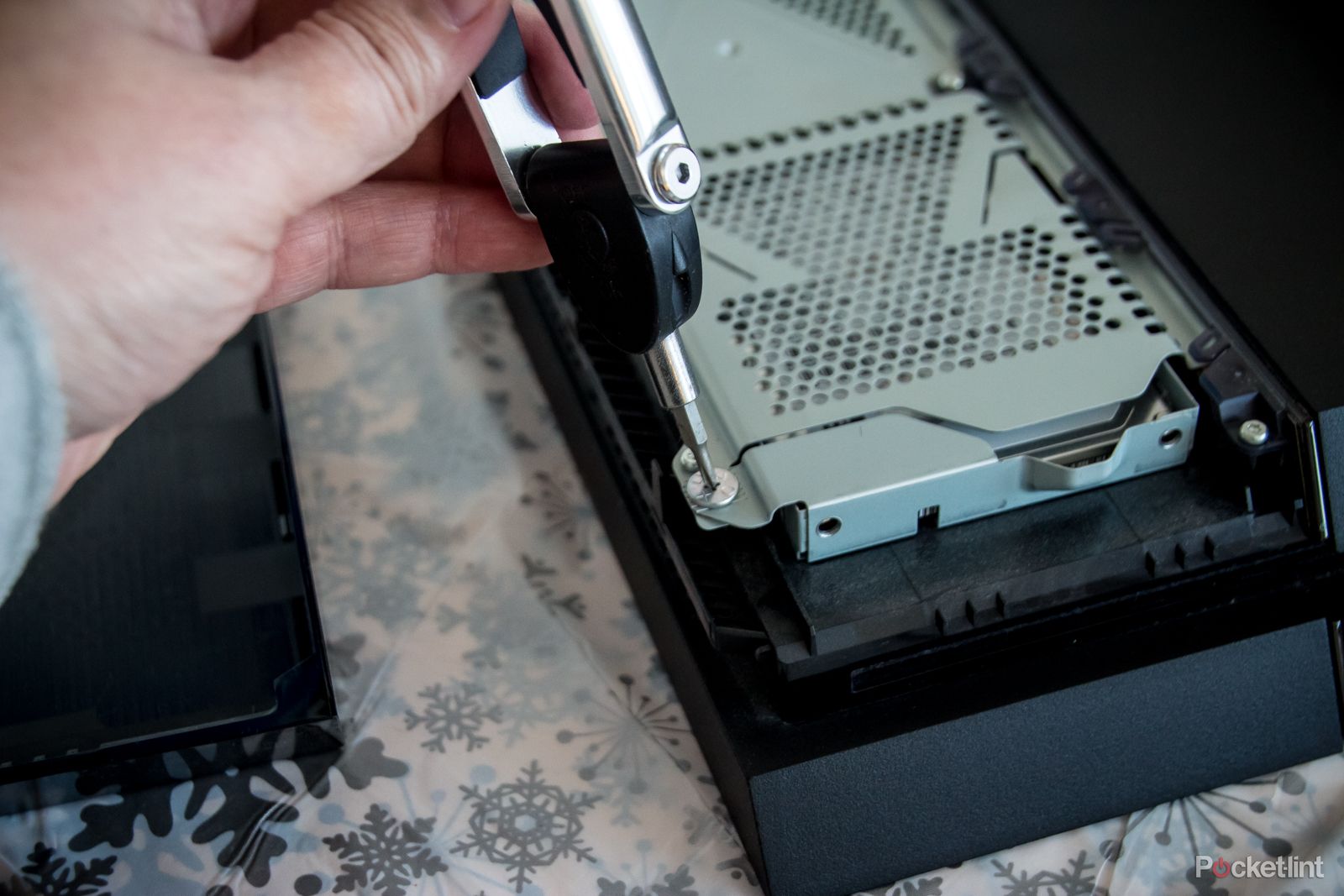 how to upgrade your ps4 hard drive to 4tb or more image 11