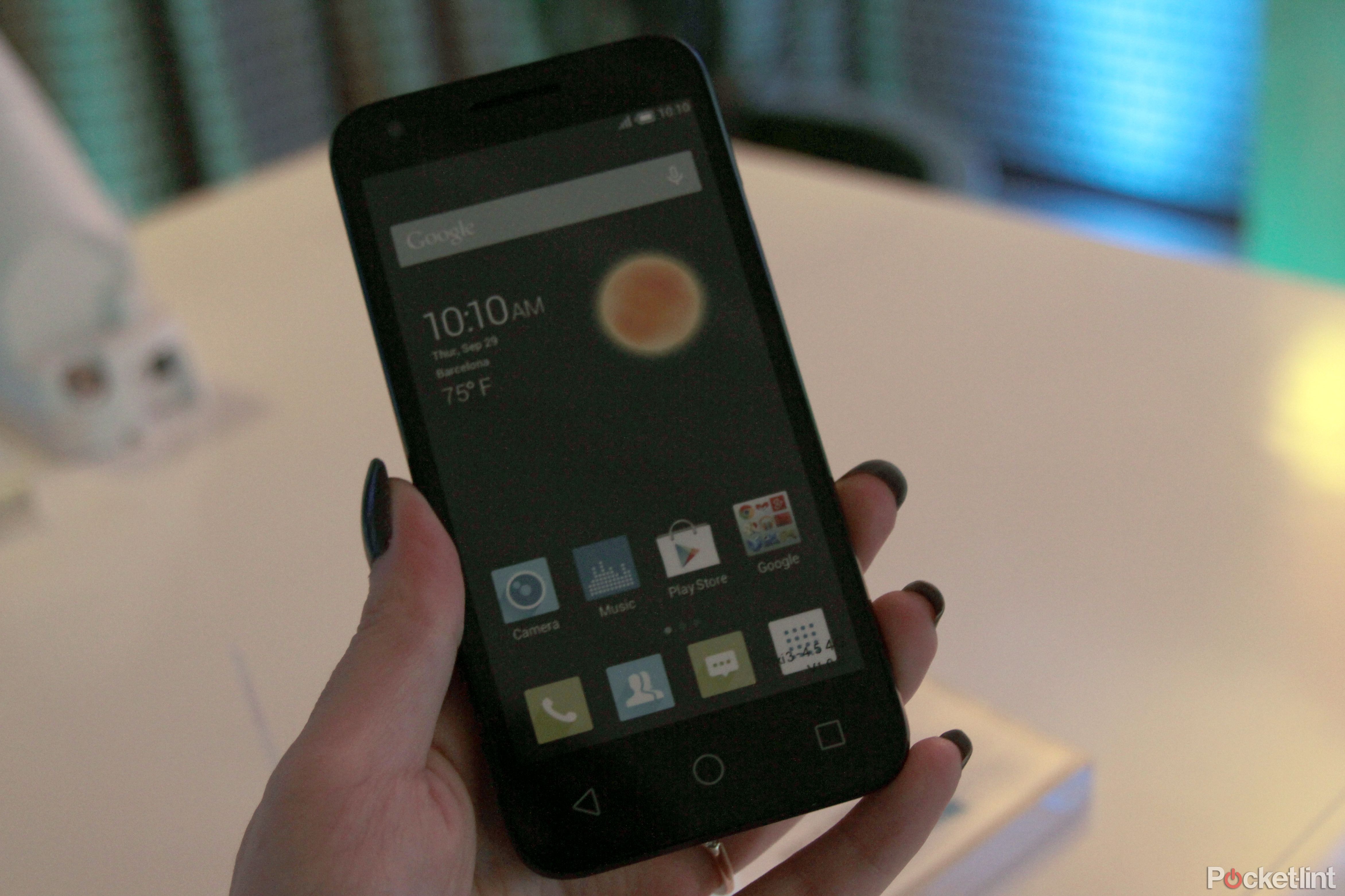 alcatel onetouch pixi 3 pictures and hands on image 1