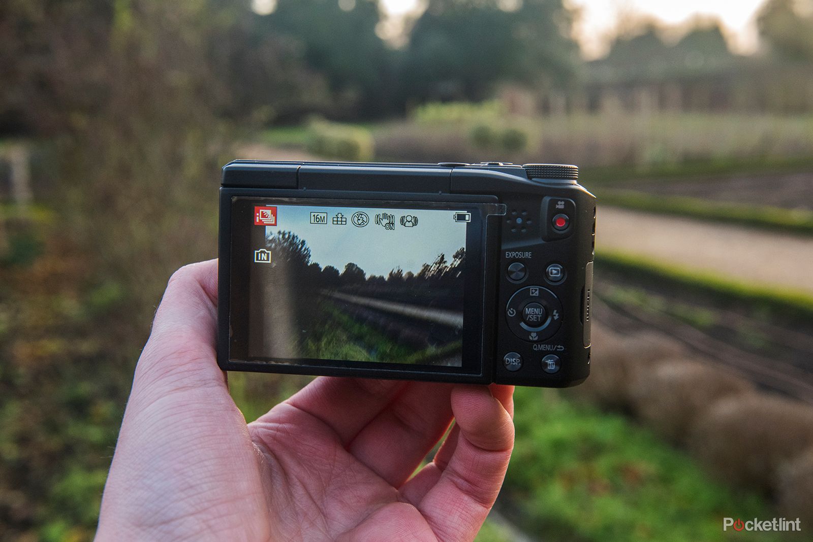 panasonic lumix tz57 is the understated travel zoom to beat hands on image 6