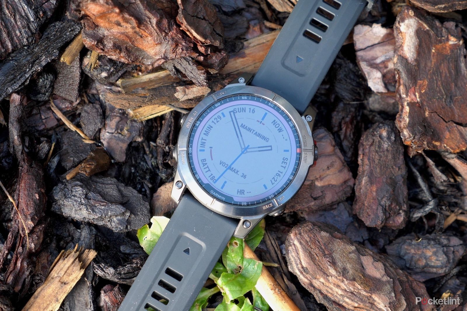 Garmin Fenix 7 pro Sapphire Solar screen readabilty : r/GarminFenix