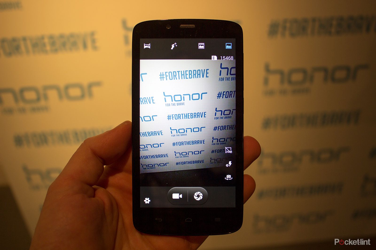 honor holly decent specs for under 100 hands on image 5