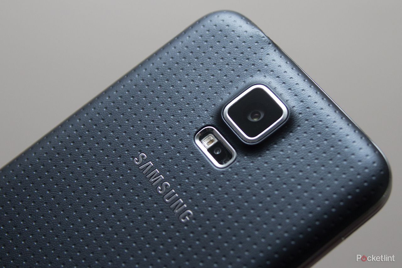 samsung on galaxy s6 camera it will be intelligent and do all the thinking for users image 1
