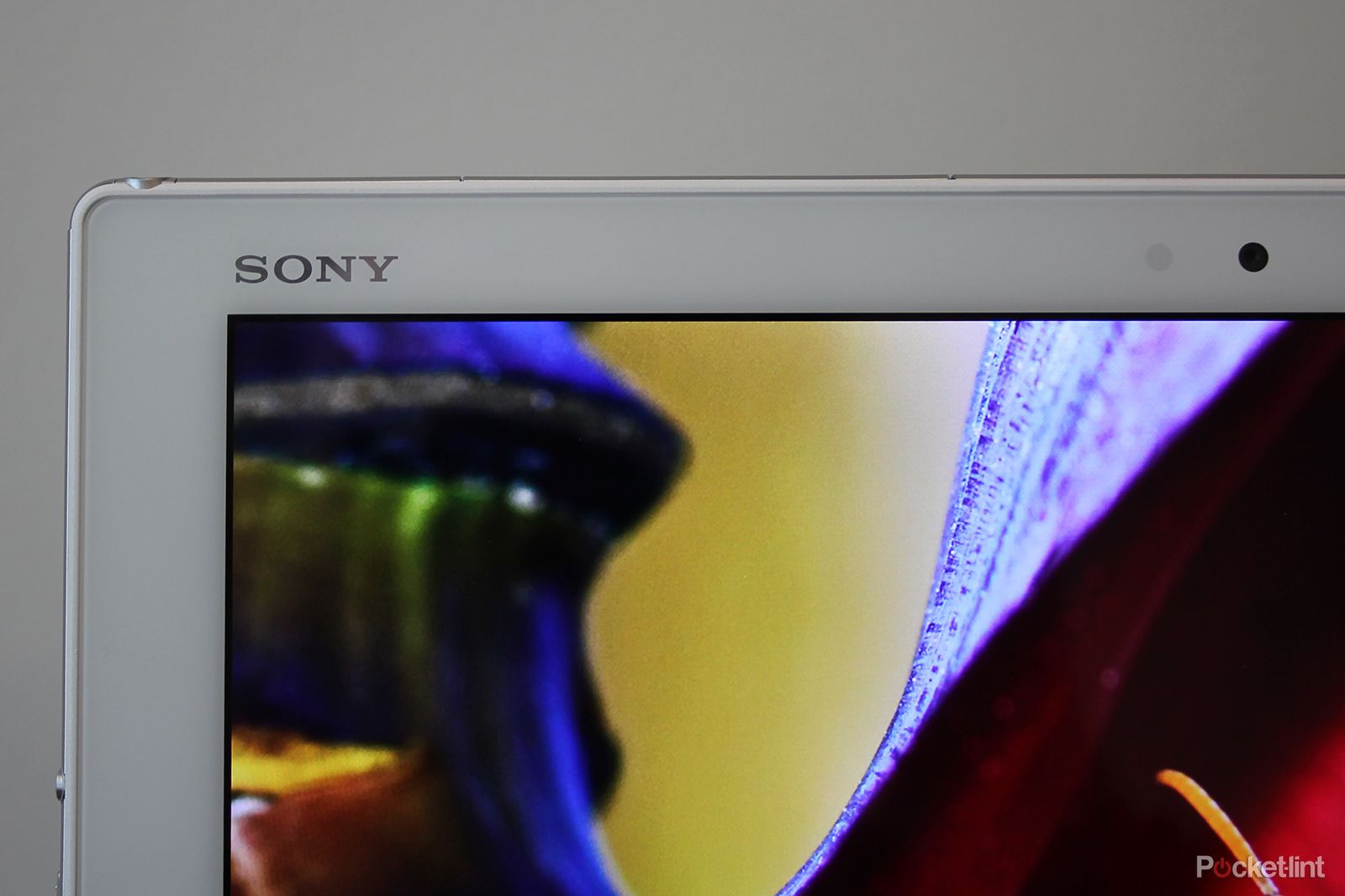 sony xperia z4 tablet hands on slimmer lighter and sexier image 15