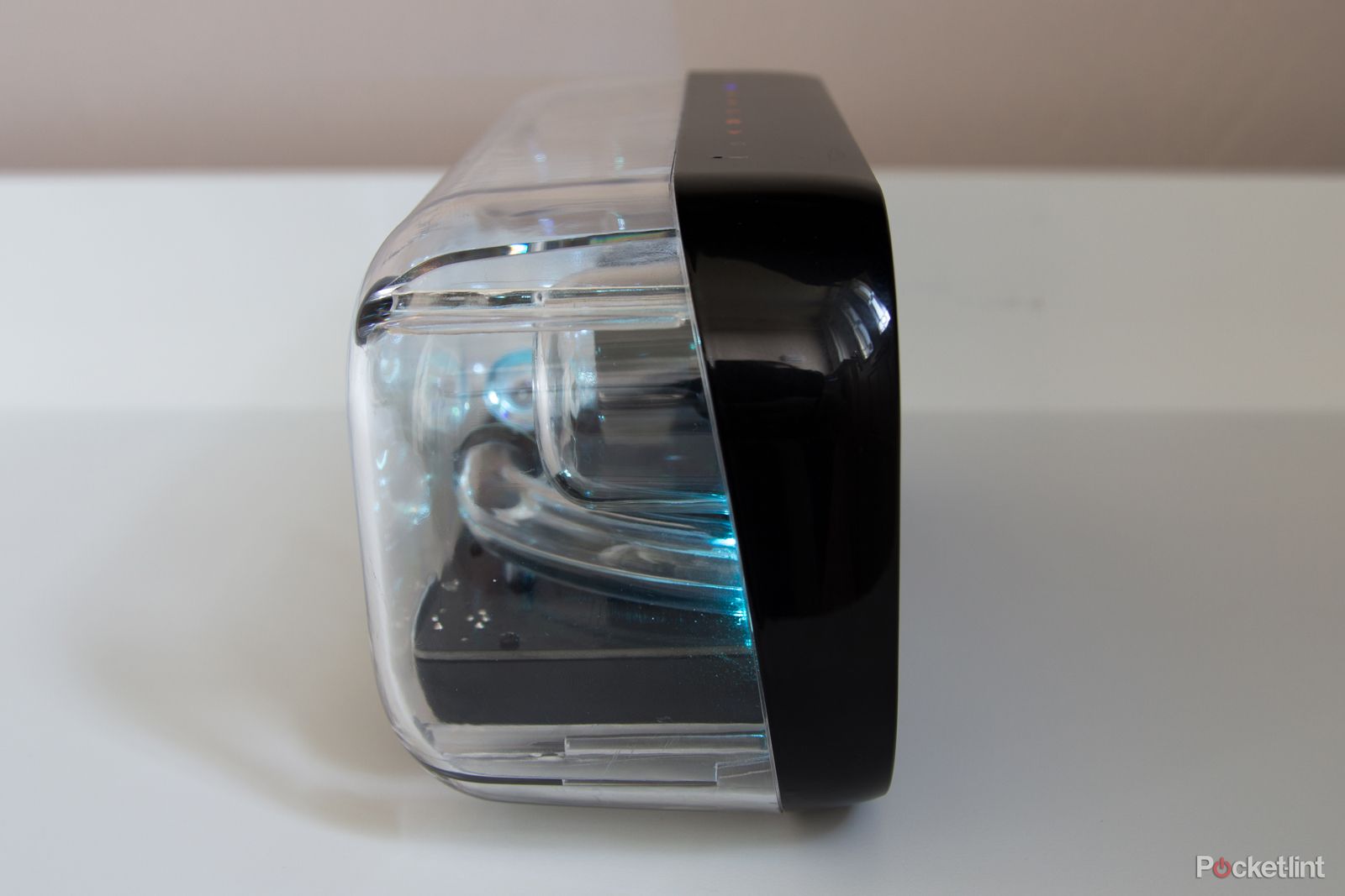 x mini clear bluetooth speaker review image 4