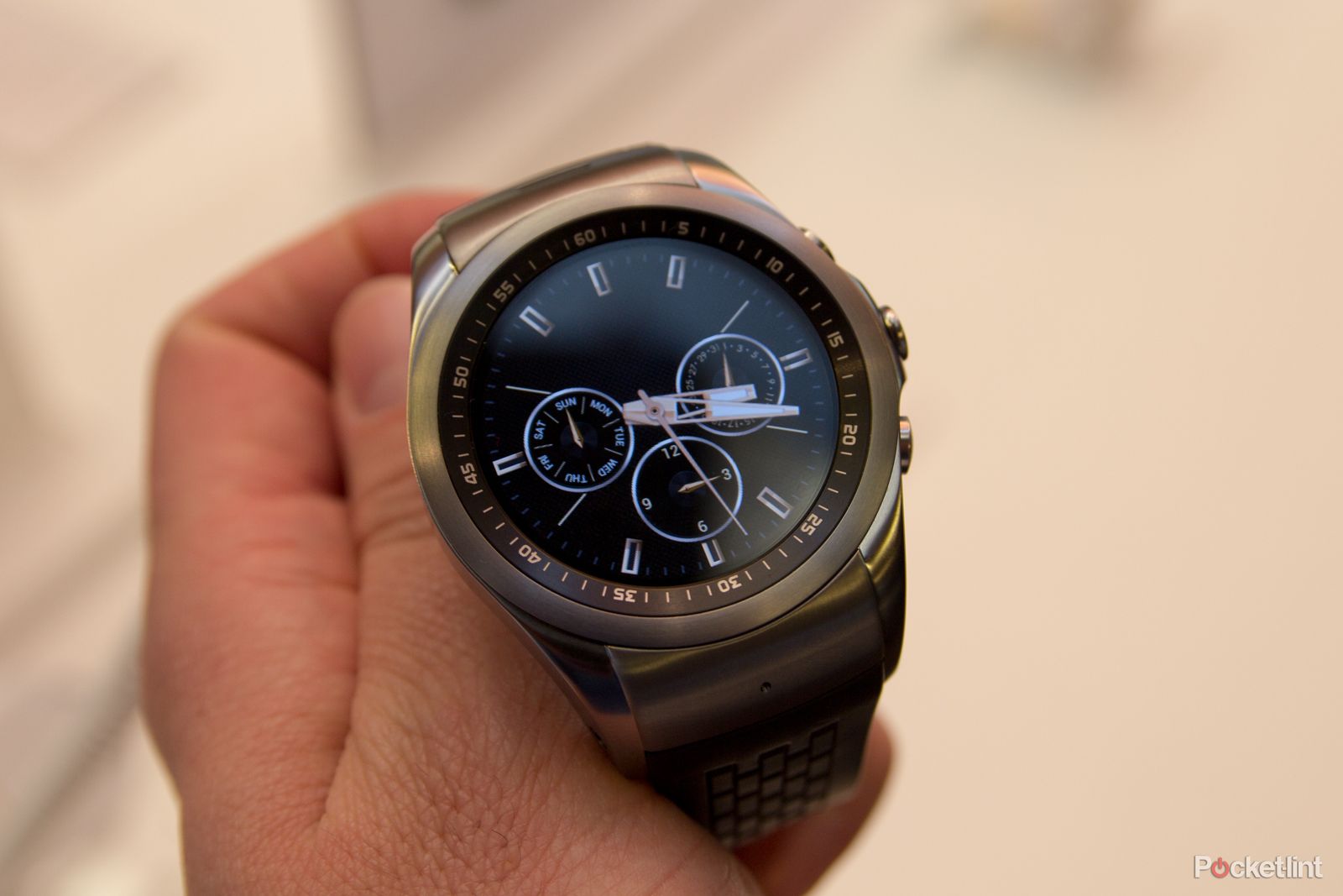 lg watch urbane lte fully connected glimpse of the future hands on image 3