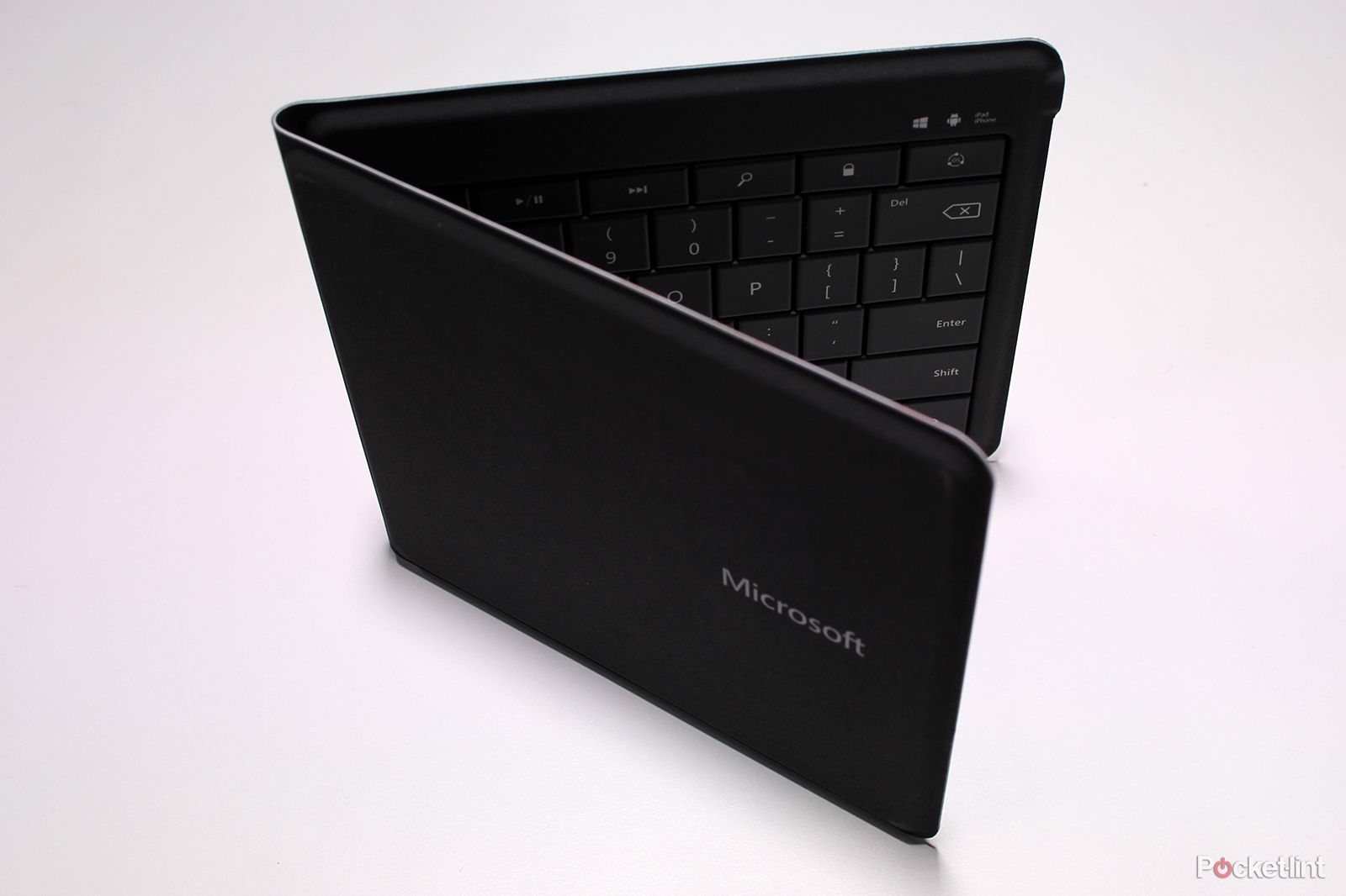 microsoft universal foldable keyboard hands on portable productivity image 1