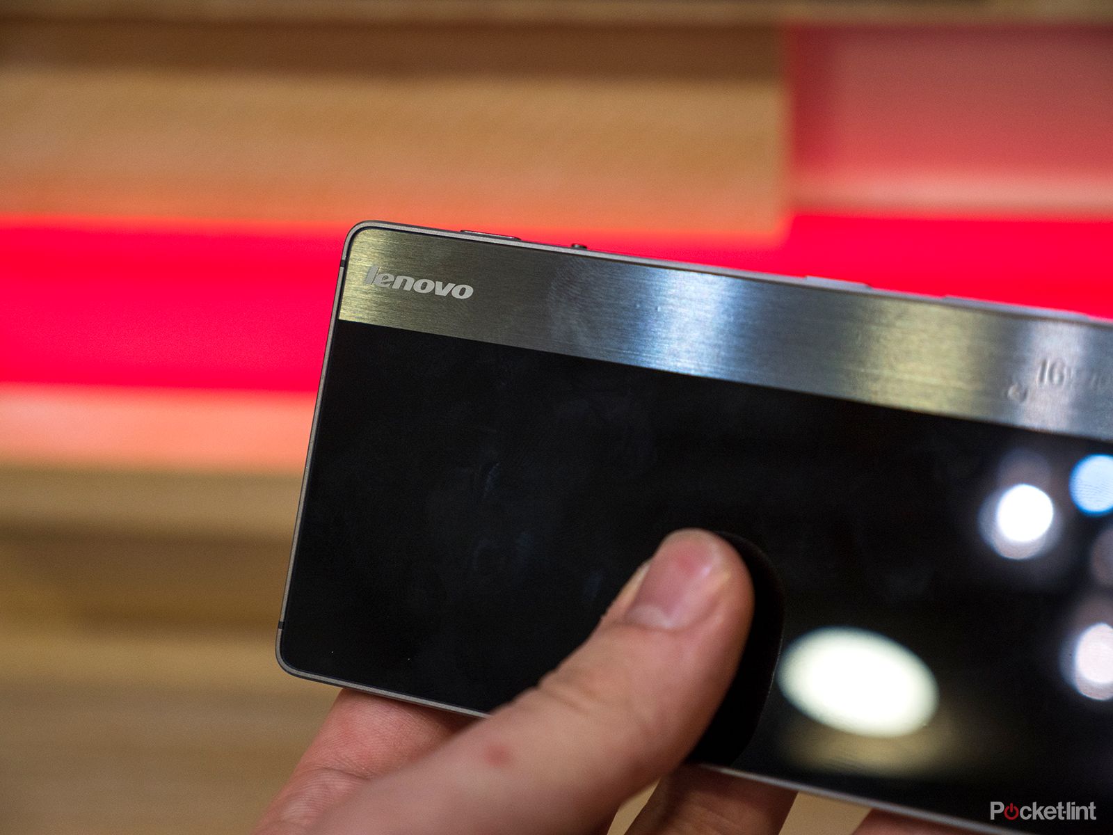 lenovo vibe shot is an interesing camera phone but its name gives off bad vibes hands on image 5