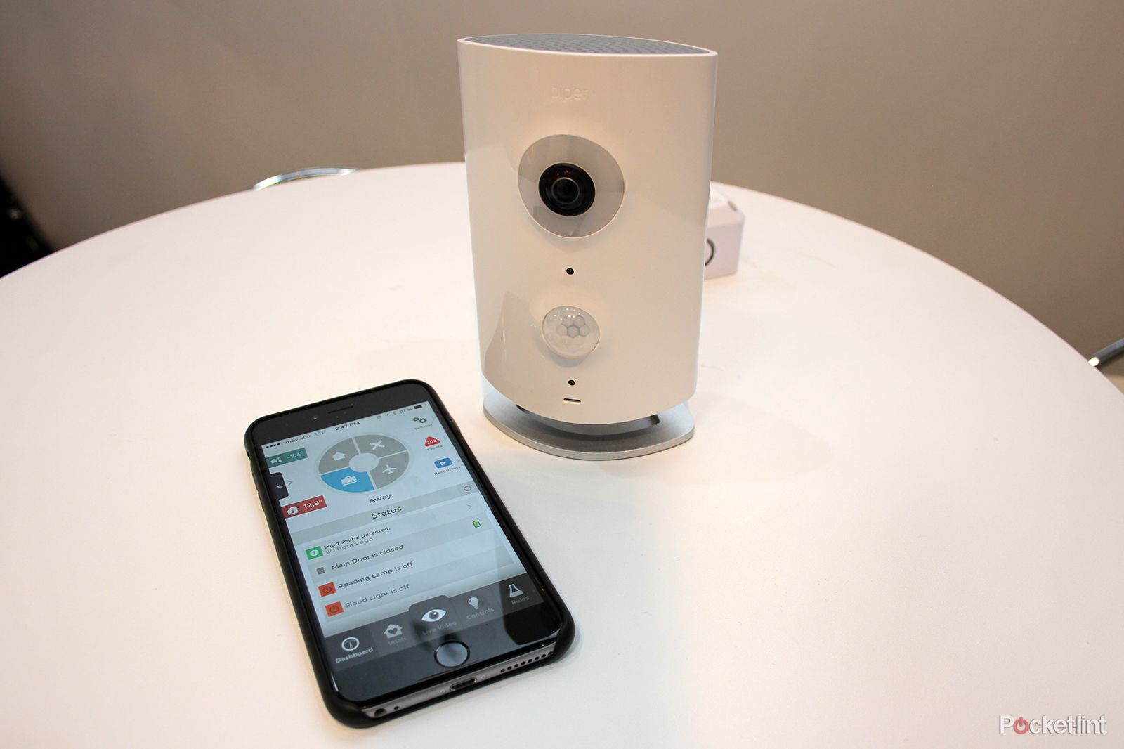 piper nv smarthome camera system doesn t just see burglars it scares them away hands on  image 1