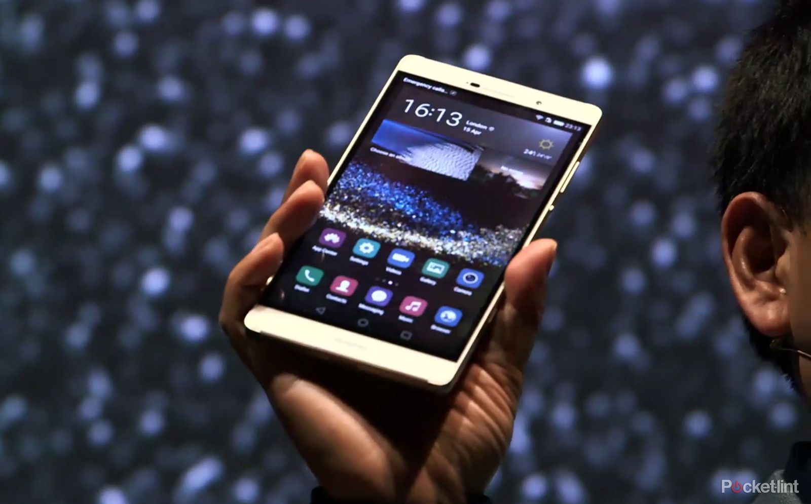 with a 6 8 inch screen is the huawei p8max a phone or a tablet image 2