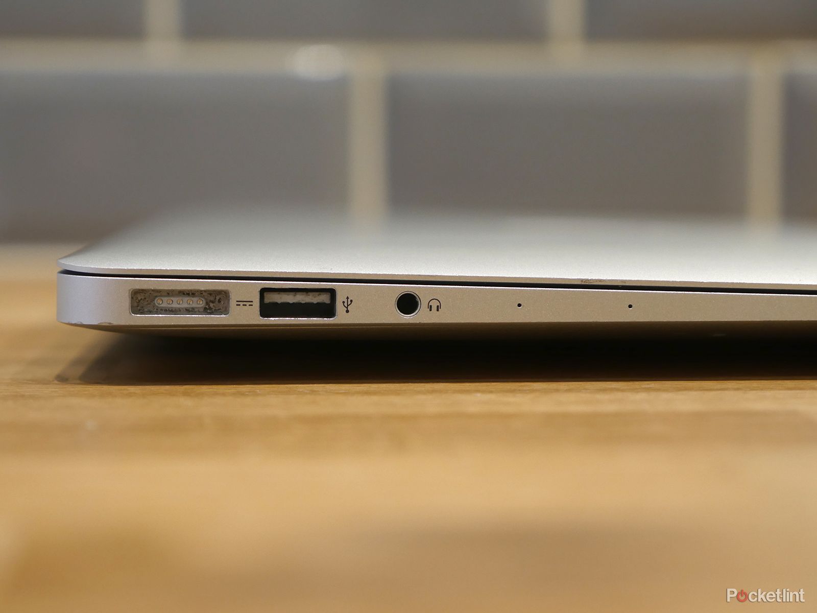 twelve south baselift for macbook review upstanding support image 13