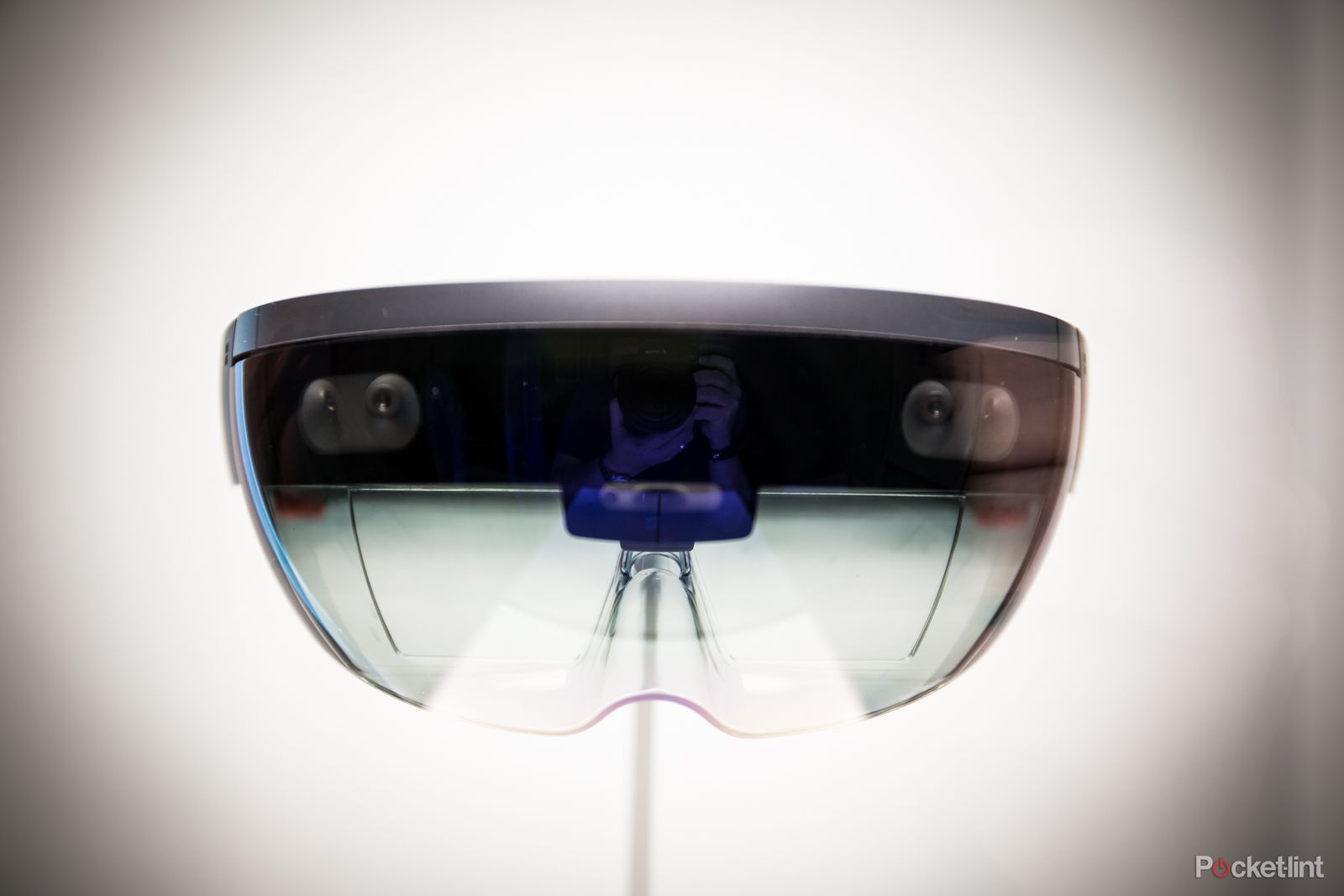 this is microsoft hololens hands on with the future of computing image 15