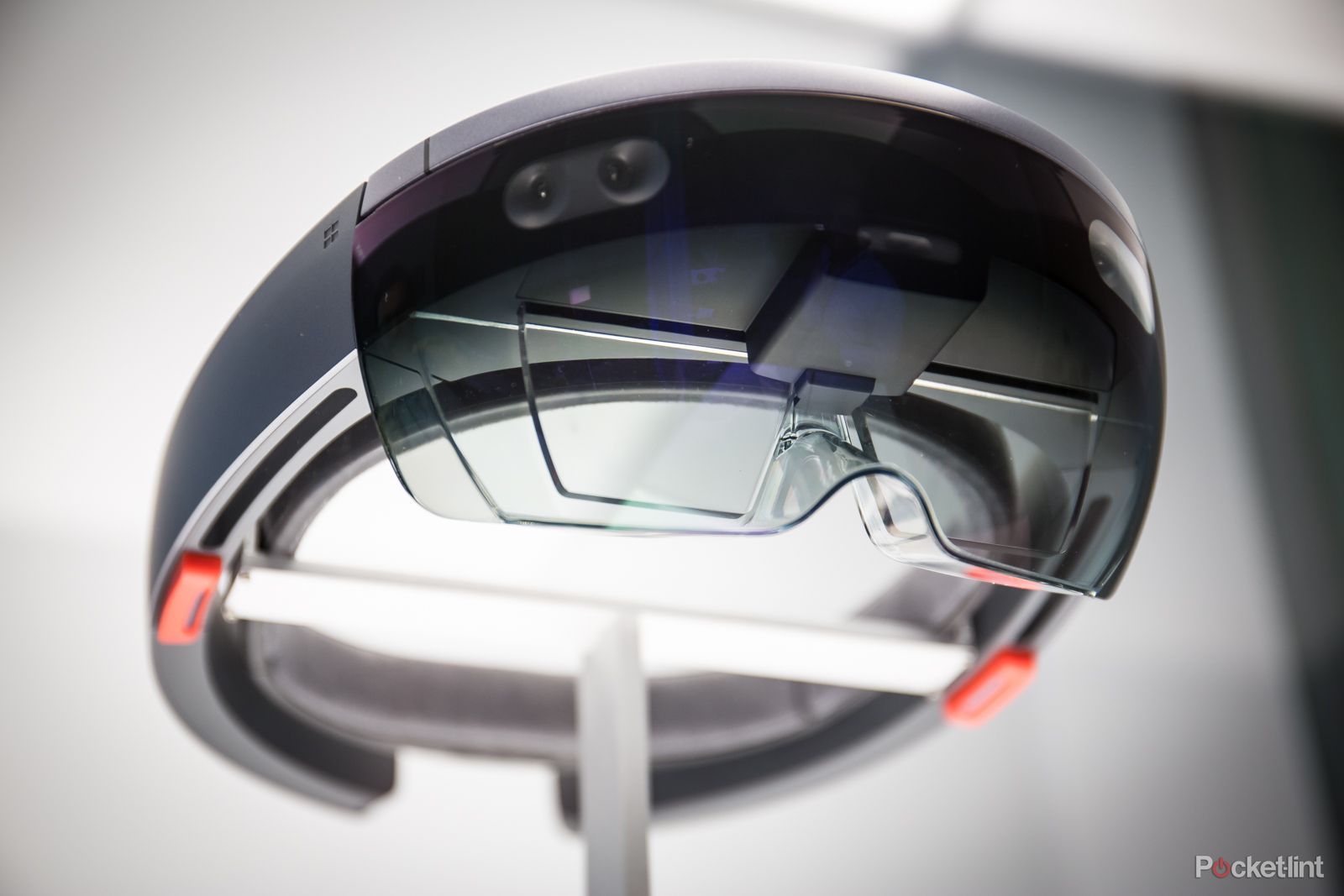 this is microsoft hololens hands on with the future of computing image 2