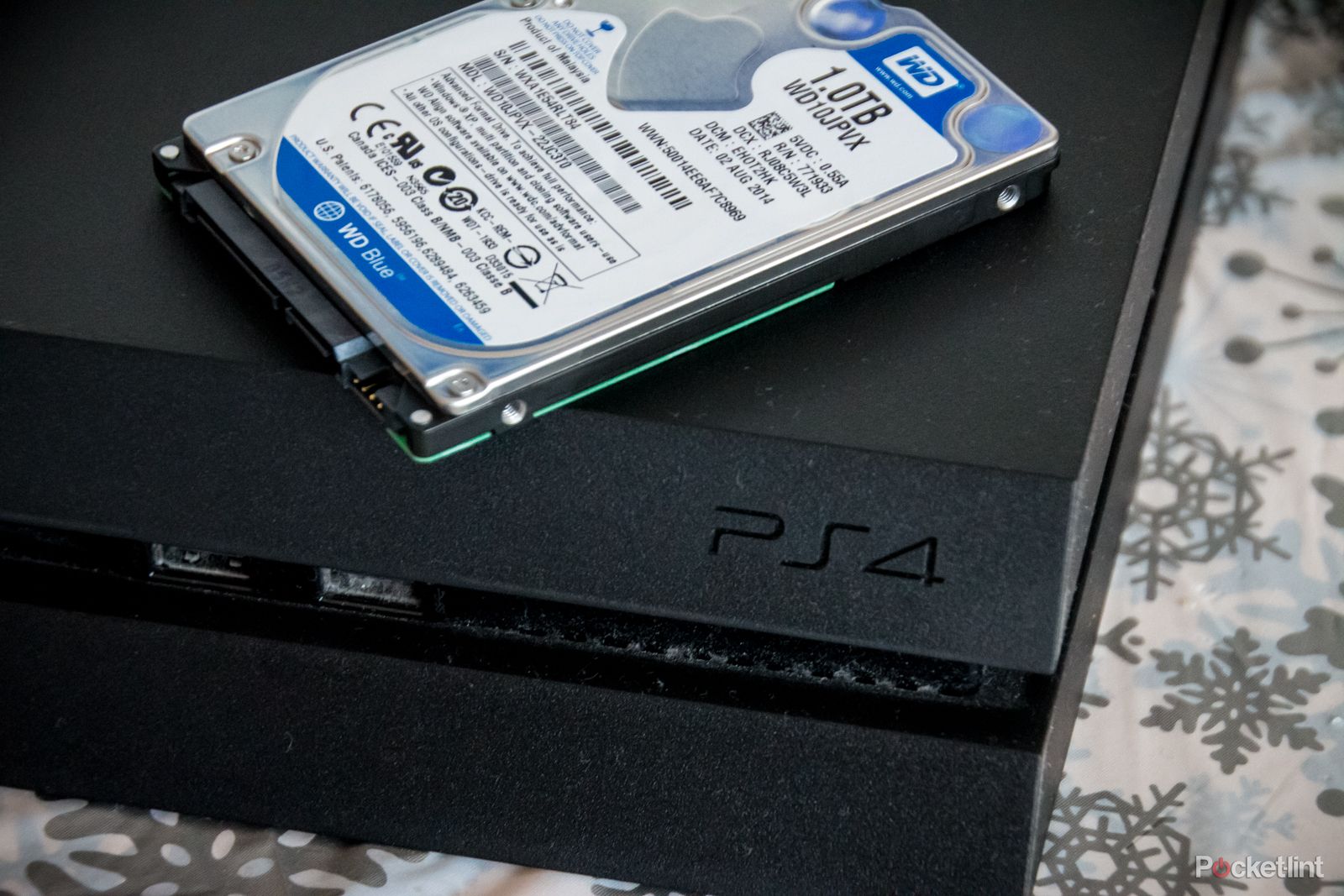 new ps4 models to launch at e3 one with 1tb hard drive image 1