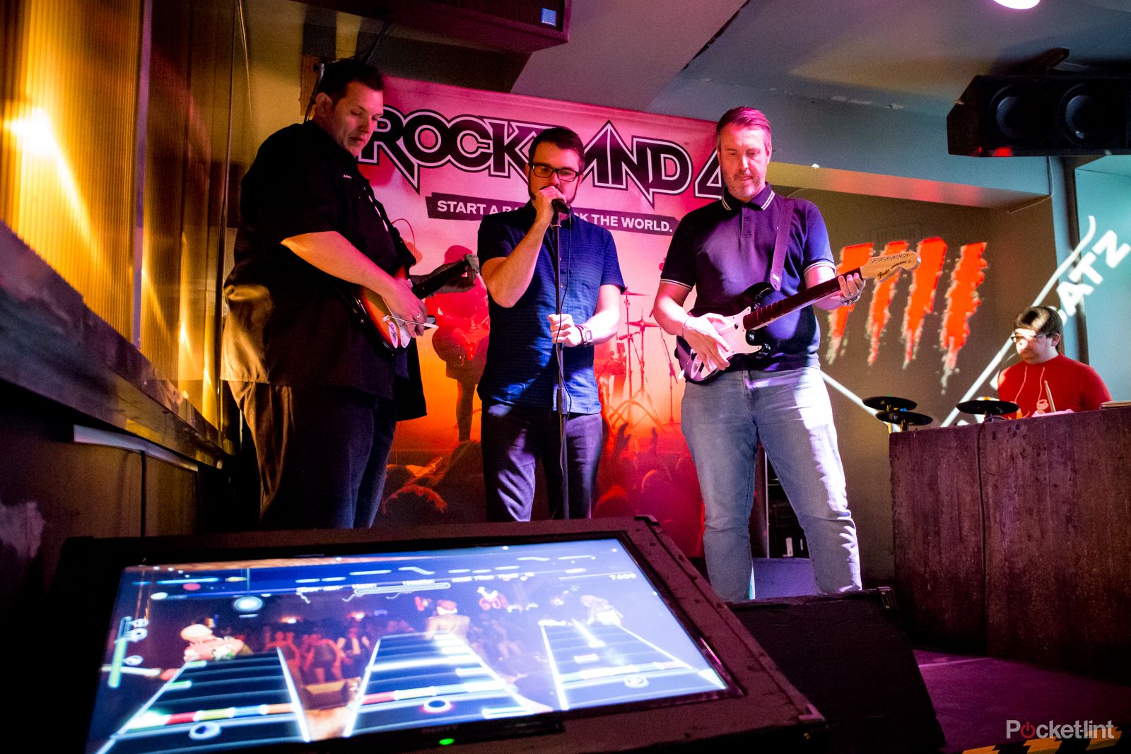 rock band 4 preview return of an old friend hands on  image 1