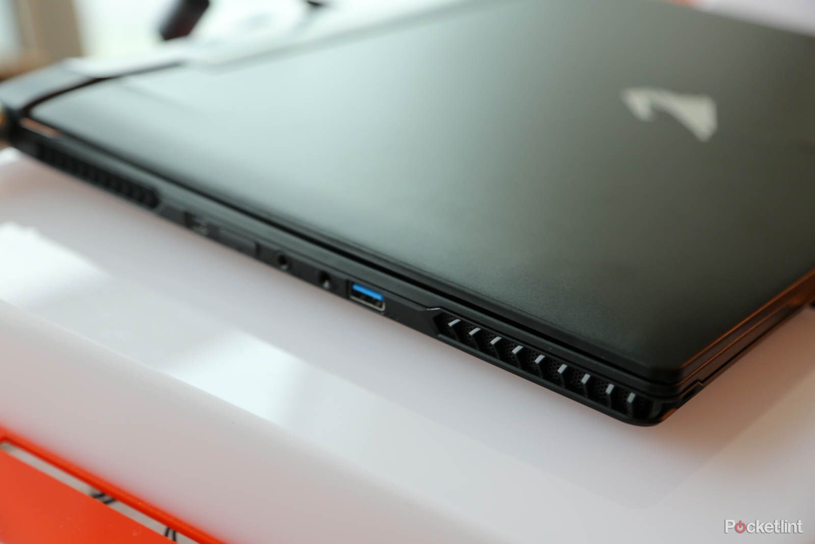 gigabyte s aorus x5 the most powerful 15 inch gaming laptop ever hands on image 5