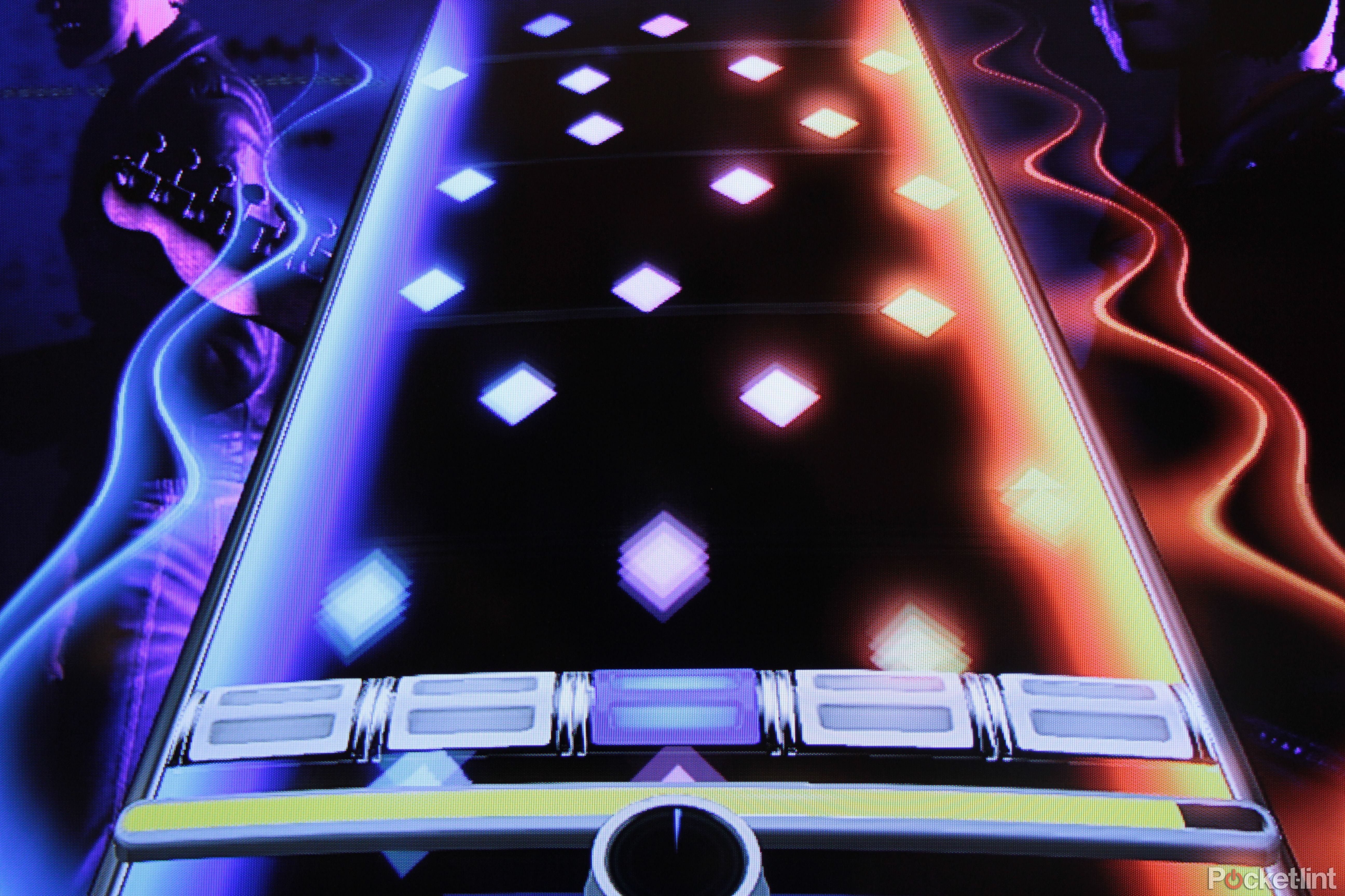 rock band 4 preview freestyle guitar solos and the new mad catz controllers hands on image 49