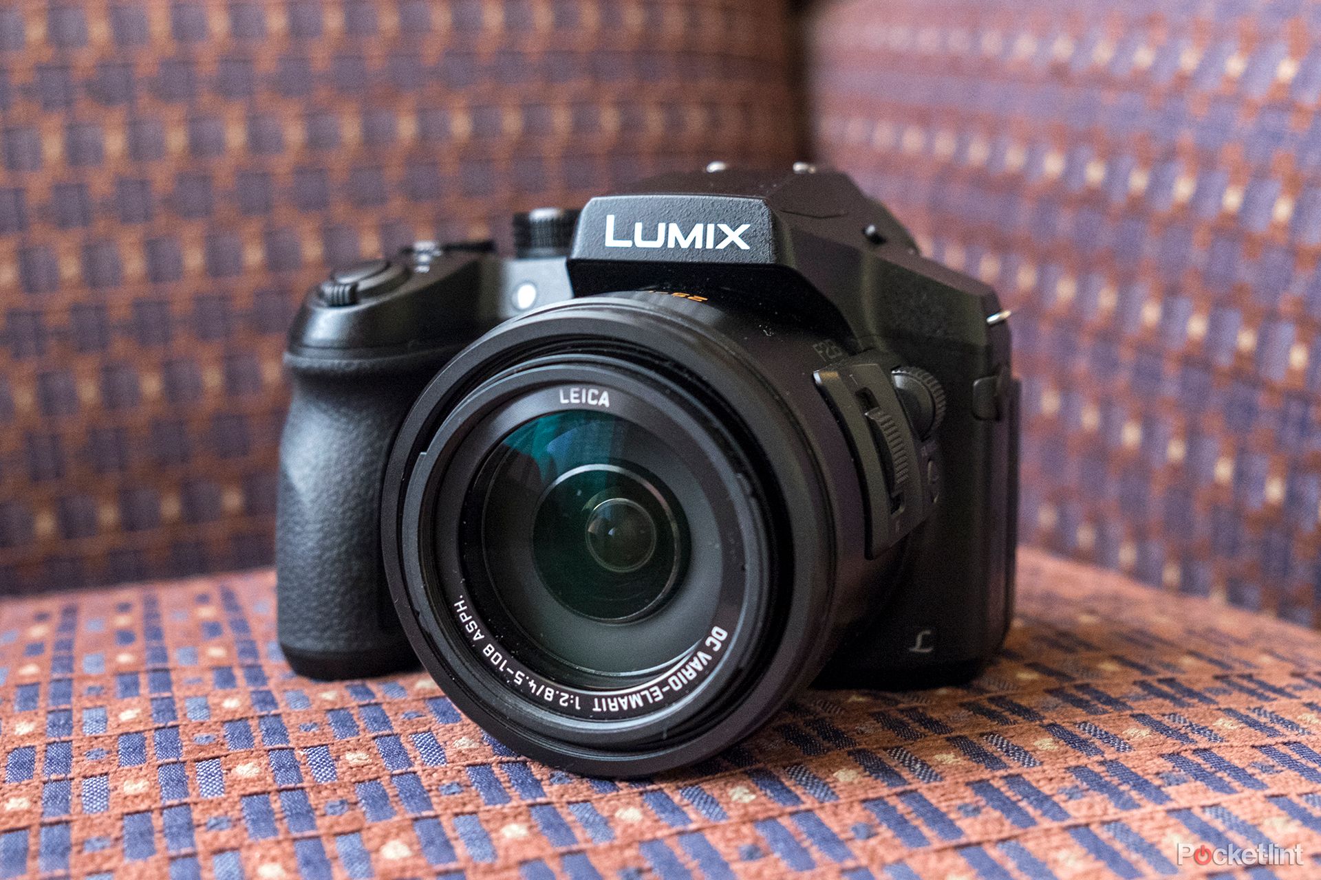 panasonic lumix fz330 superzoom gets even more serious hands on image 1