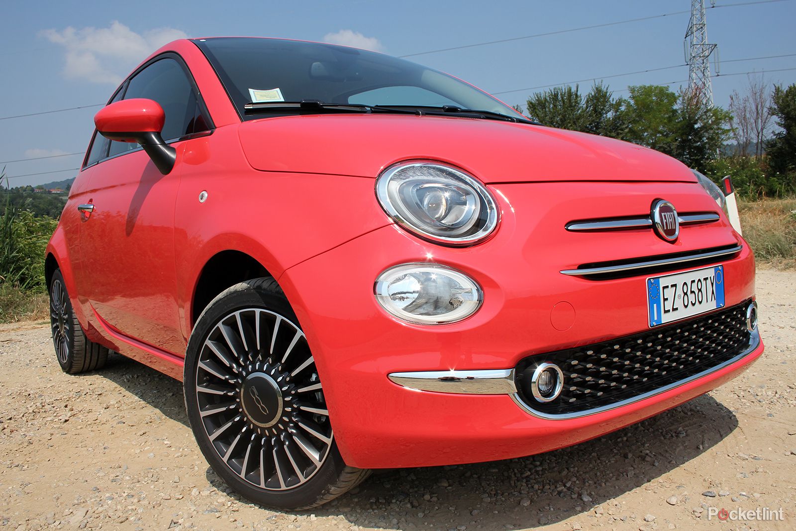 new fiat 500 first drive cute charming and colourful image 27