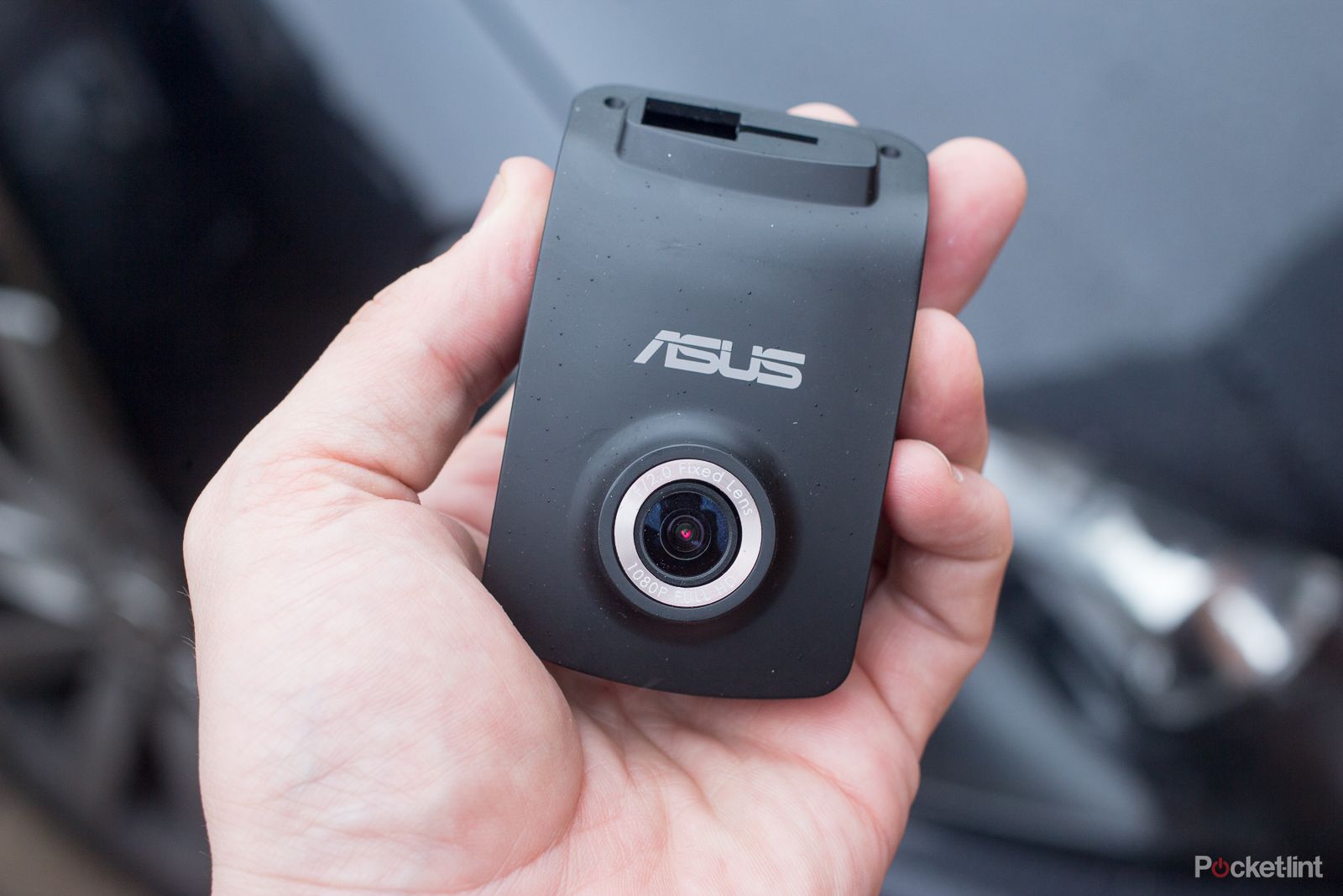 asus dashcam hands on recording your journey on the go image 2
