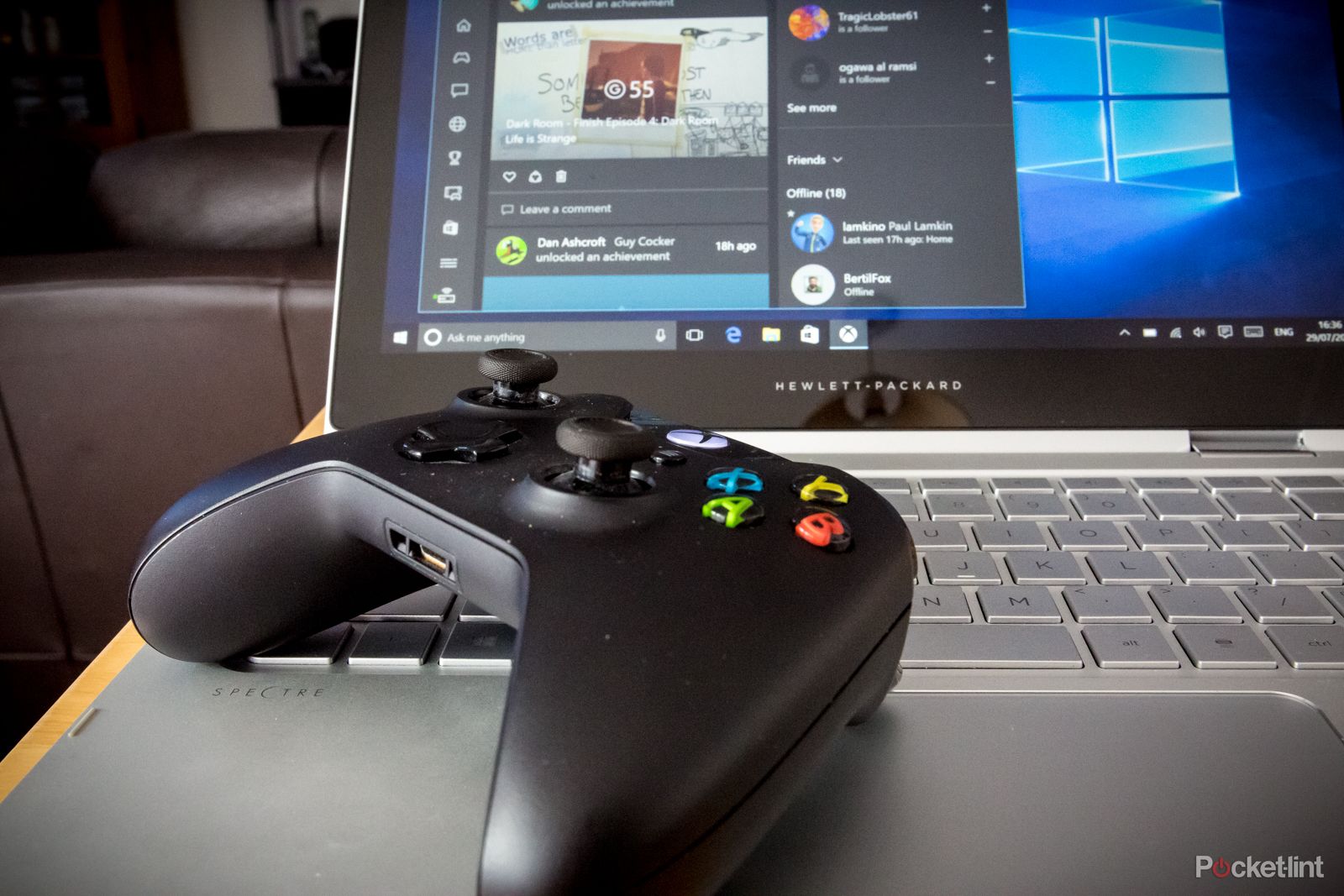 you ll soon be able to stream windows 10 games to your xbox one image 1