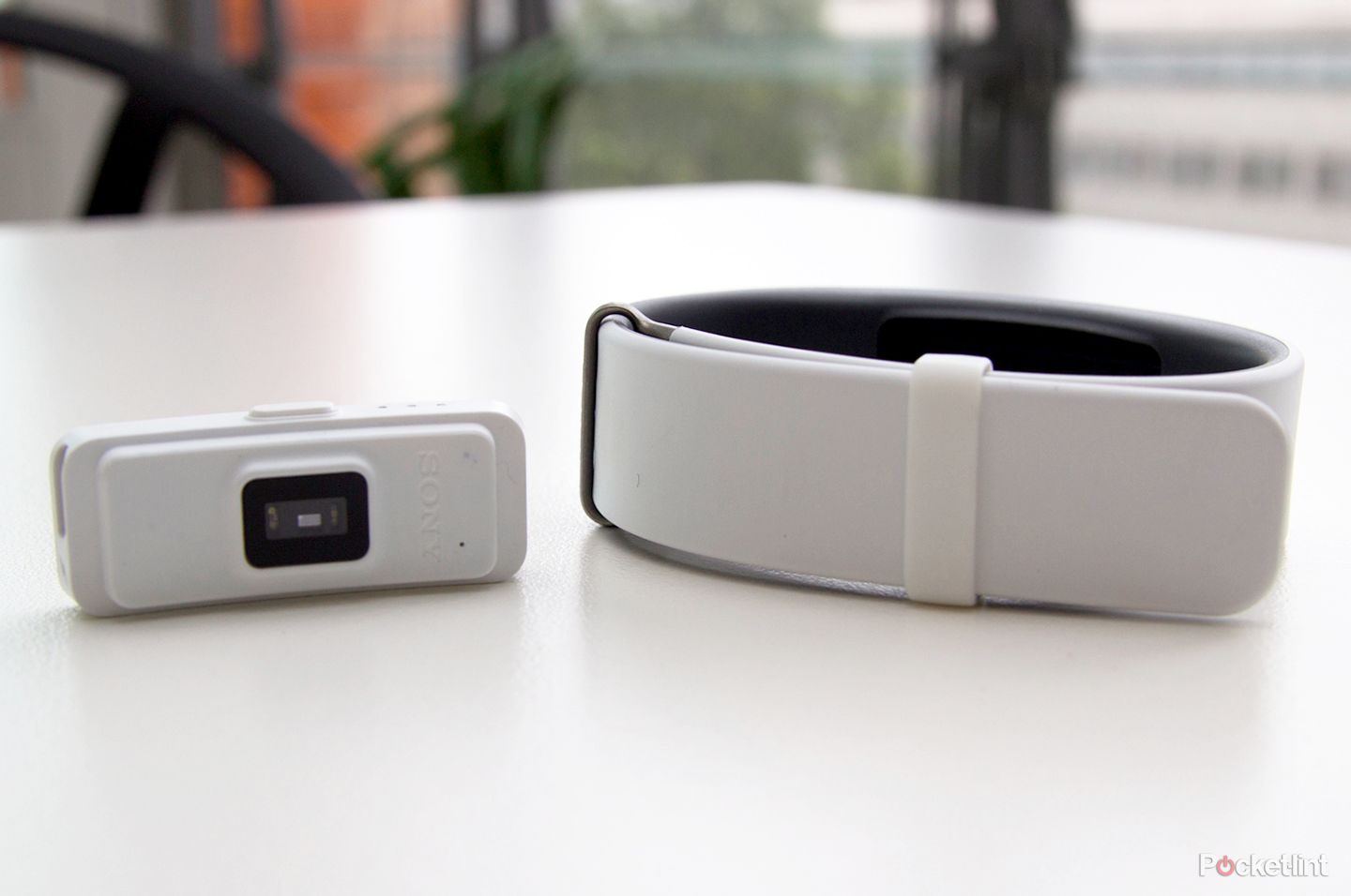 sony smartband 2 review image 1