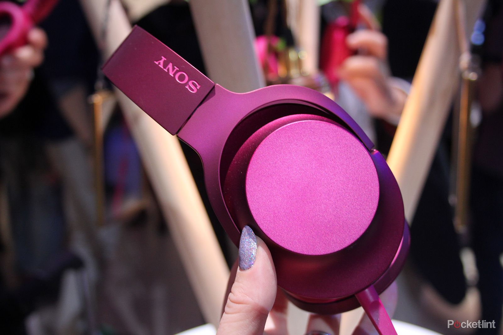sony makes high res fashionable with h ear headphones and colour matched walkman image 2
