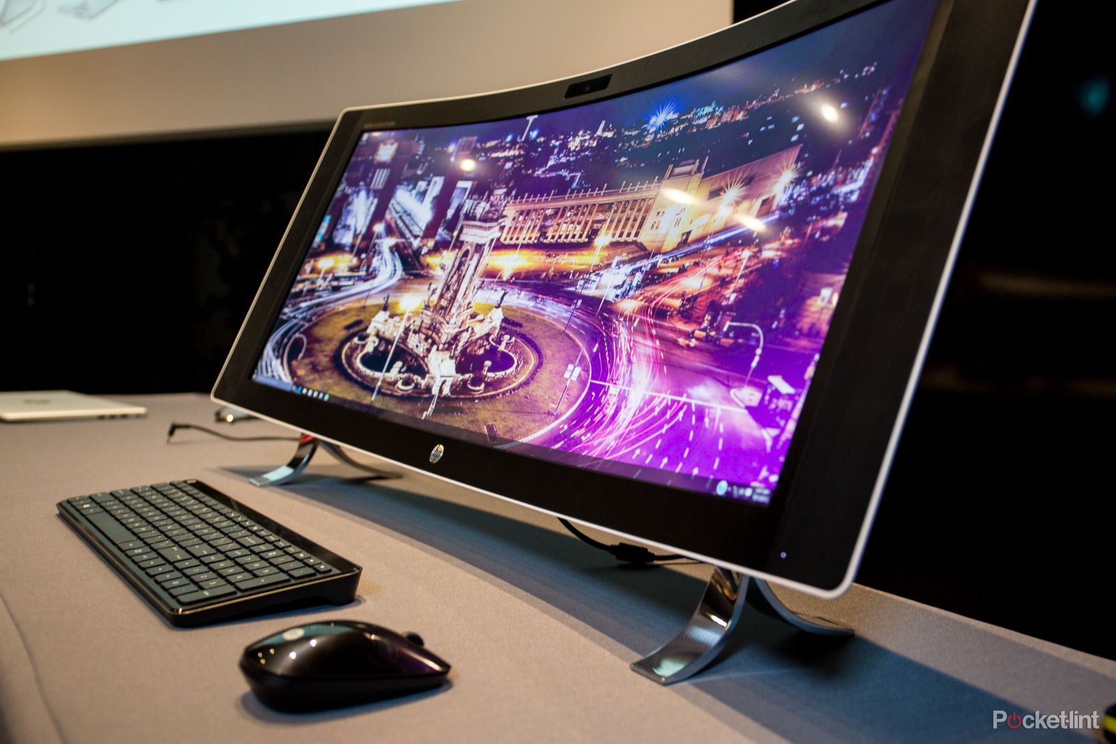 is the hp envy curved all in one the sexiest desktop pc in the world spoiler alert image 11